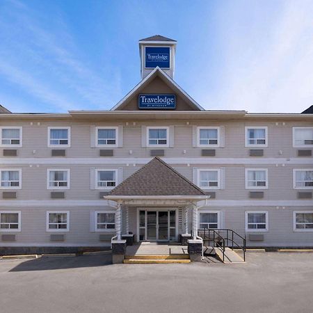 Travelodge By Wyndham Fort Mcmurray Εξωτερικό φωτογραφία