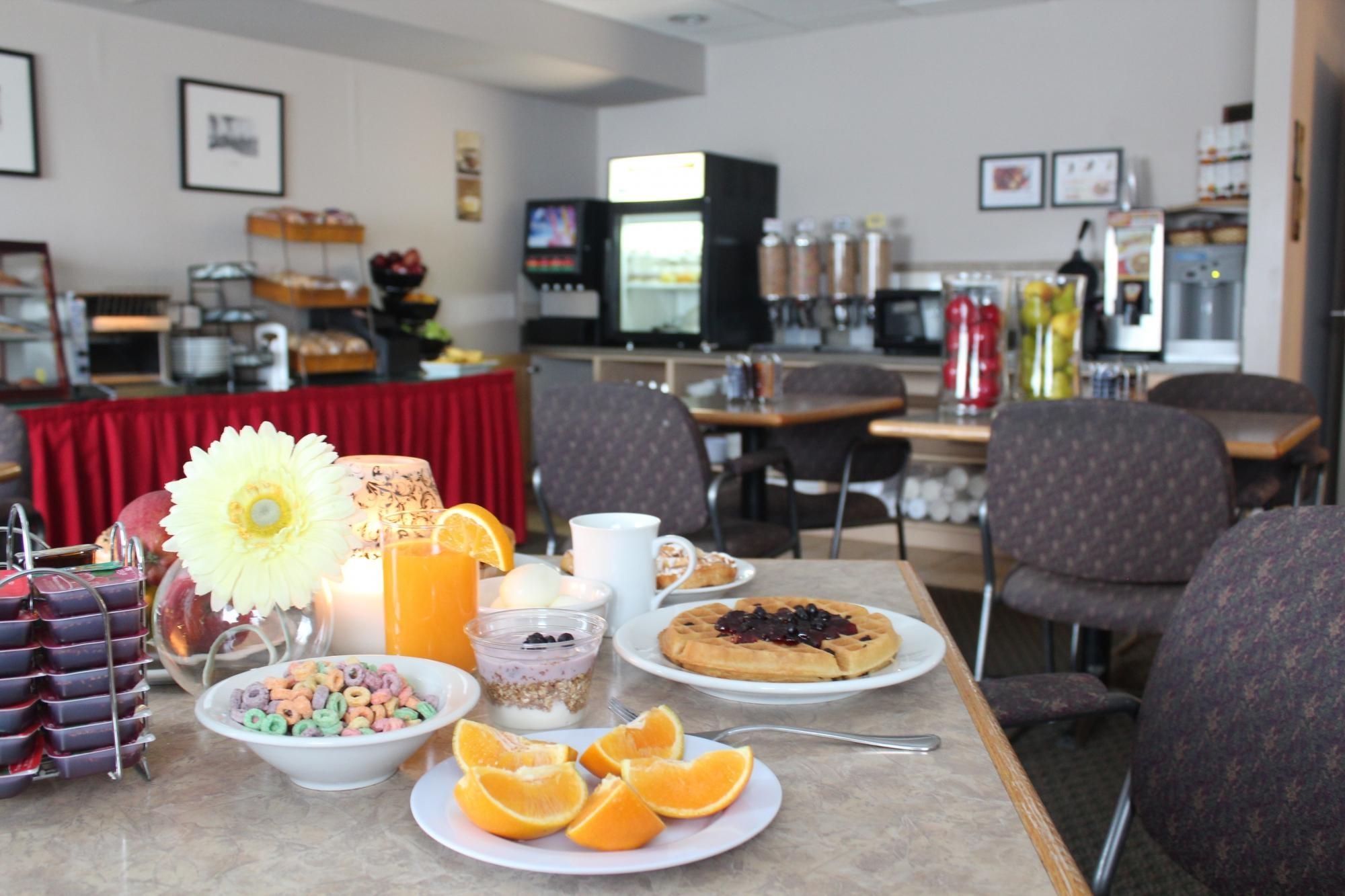 Travelodge By Wyndham Fort Mcmurray Εξωτερικό φωτογραφία